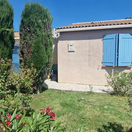 Tres Belle Maison Languedocienne A 15 Mn De La Avec Trois Belles Chambres, 2 Coins Repas Exterieurs Avec Barbecue Et Bain De Soleil Lunel